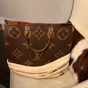 Brand new Louis Vuitton OnTheGo GM never worn. Dust bag and box available also.